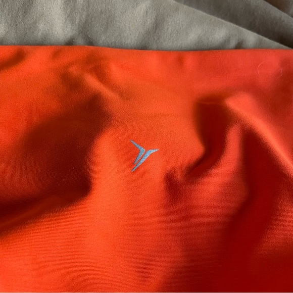 Women’s Old Navy Active Go-Dry High-rise Electric Orange Yoga Leggings - BRIGHT - Picture 4 of 9